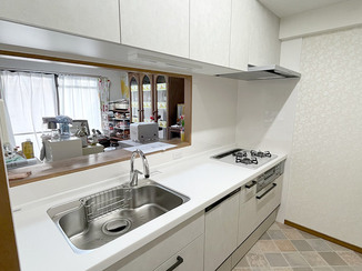 キッチンリフォーム これからの暮らしに合わせ一新した、統一感のある水まわり設備